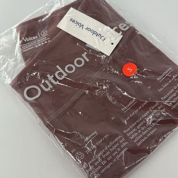 Outdoor Voices Zoom 8" Shorts In Deep Taupe - Picture 3 of 6